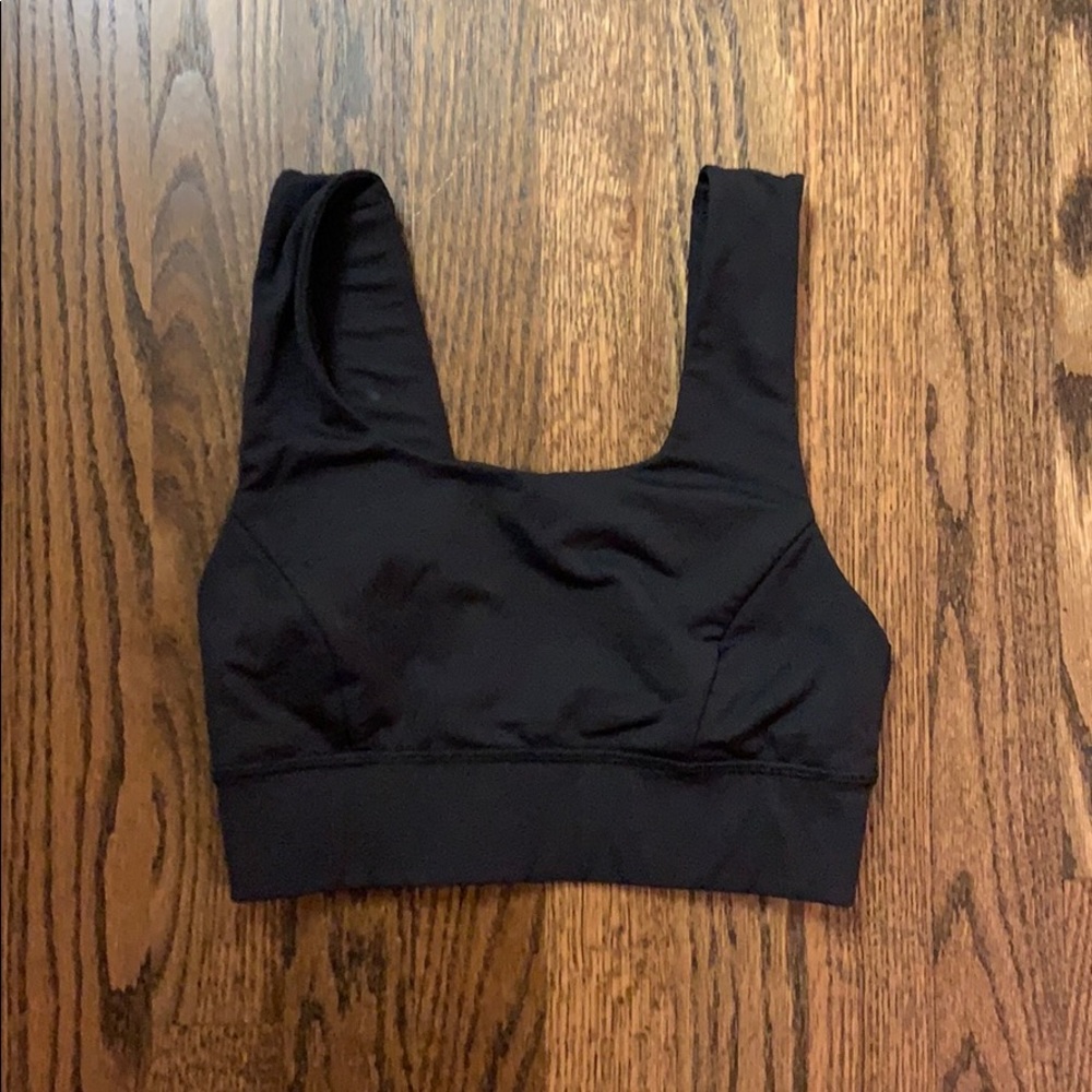 lululemon clasp back sports bra